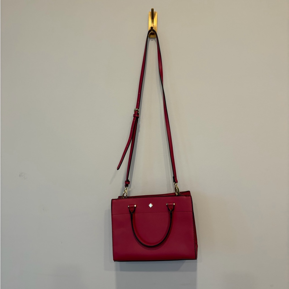 Crown and Ivy Bucket Pink Handbag